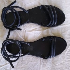 Everlane The Knot Sandal, size 10.5 tube leather